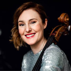 Cellistin buchen Berlin – Cellistin Chloë