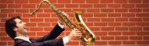 Sänger und Saxophonist buchen Berlin – Sänger und Saxophonist Andrew